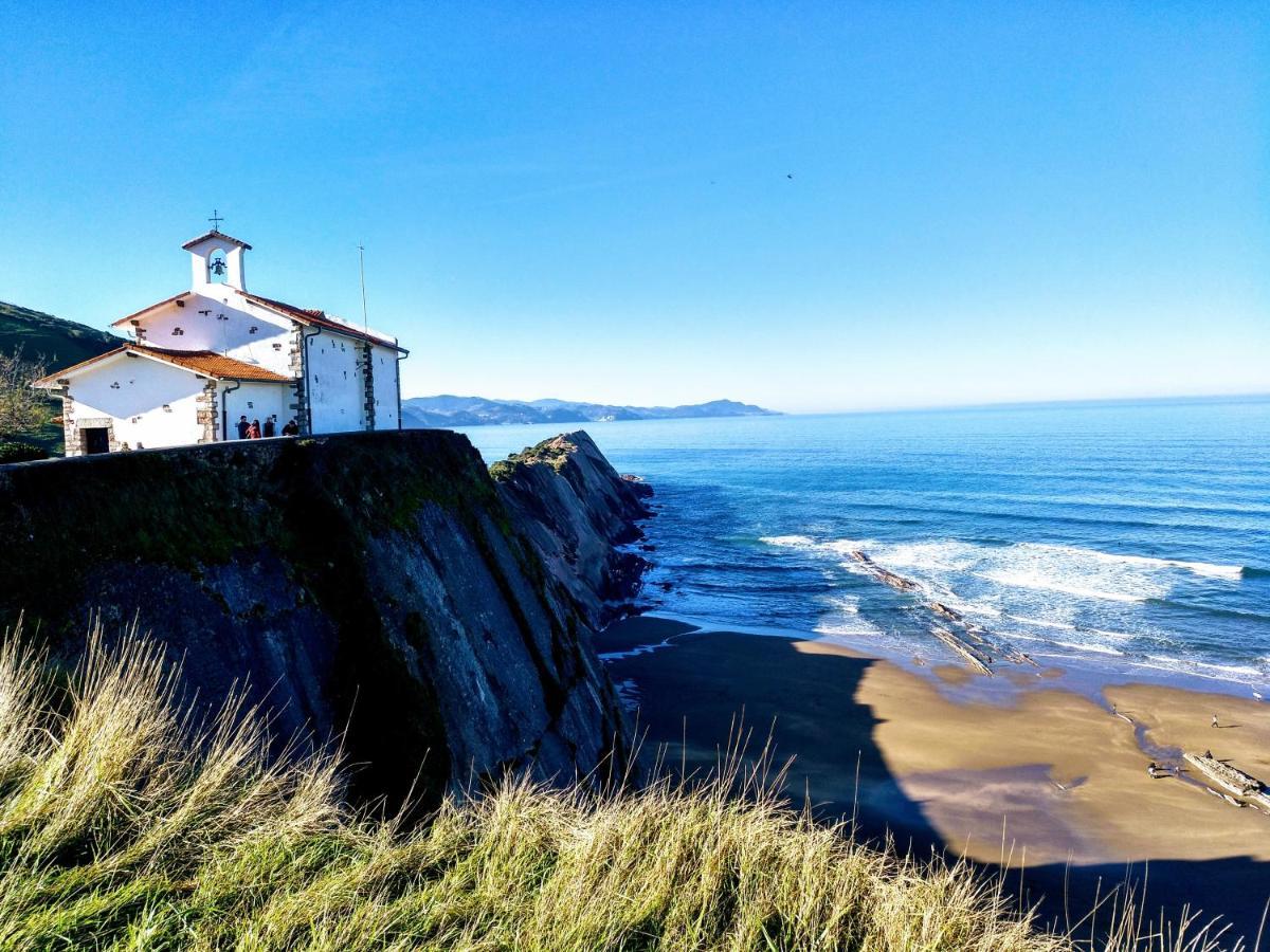 Apartamento Costa II Con Parking Exterior Comunitario Zumaia Exteriör bild