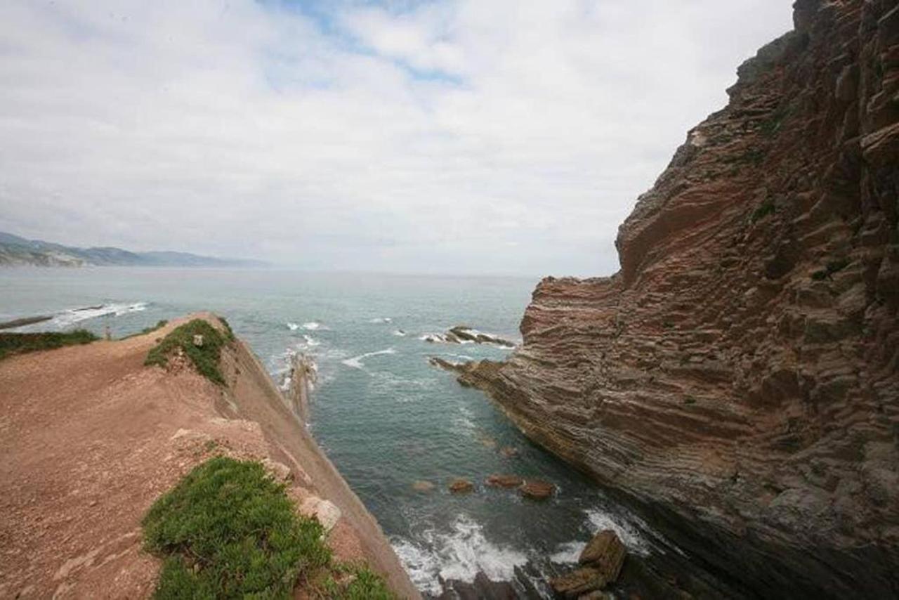 Apartamento Costa II Con Parking Exterior Comunitario Zumaia Exteriör bild